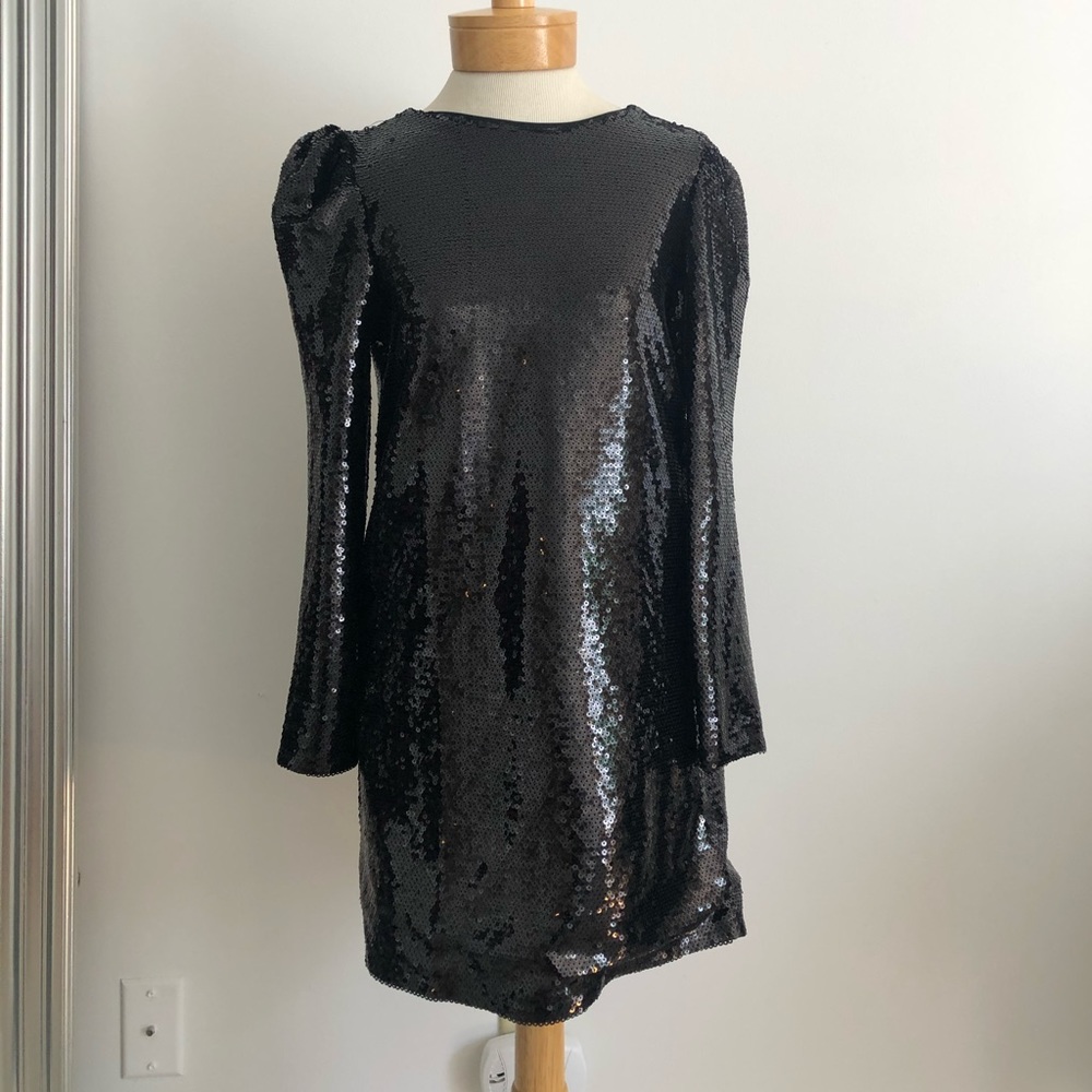 Essue NEW Gorgeous Black Sexy Open Back Dress